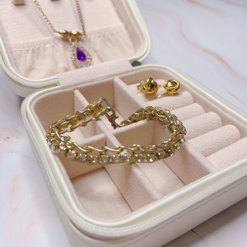 Gold Jewelry Set #5 - Picture 2 of 4
